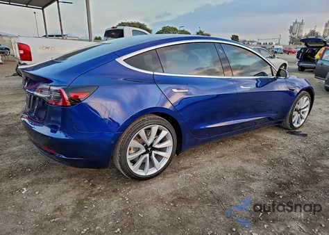2020 Tesla Model 3 z USA, uszkodzony, nr VIN 5YJ3E1EB0LF651066